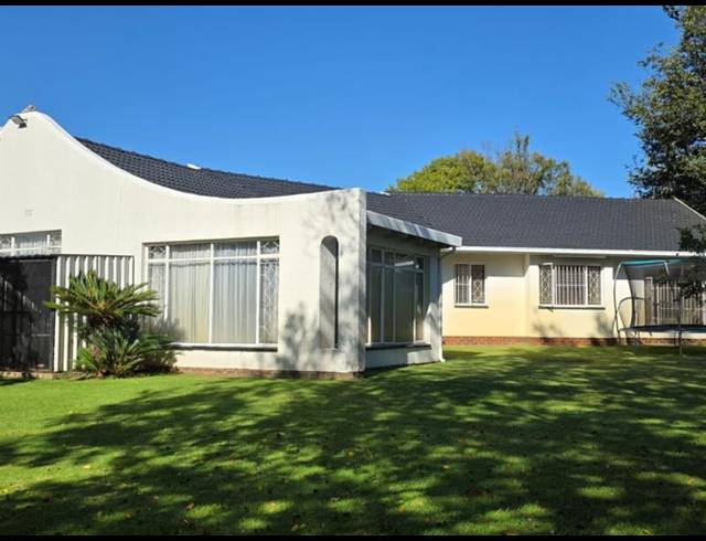 3 BEDROOM HOUSE FOR SALE IN NIMRODPARK